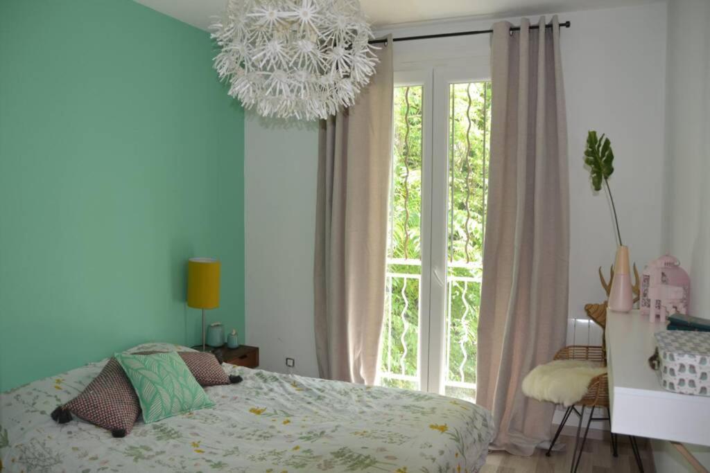Appartement Lumineux Et Calme Avec Terrasse Avinyon Dış mekan fotoğraf