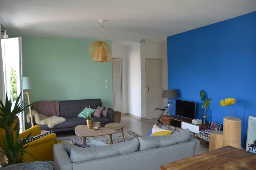 Appartement Lumineux Et Calme Avec Terrasse Avinyon Dış mekan fotoğraf