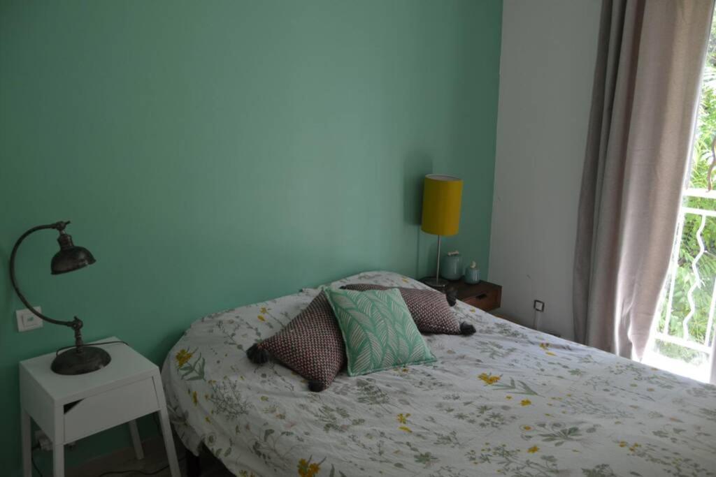 Appartement Lumineux Et Calme Avec Terrasse Avinyon Dış mekan fotoğraf